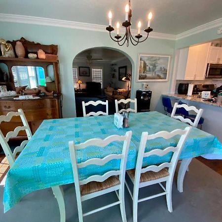 1 Mile To Fort Sill! The Carolebelle Cottage Sleeps 8 With Hottub,Grills,Firepit Lawton Exterior photo