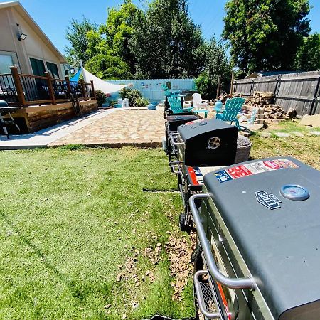 1 Mile To Fort Sill! The Carolebelle Cottage Sleeps 8 With Hottub,Grills,Firepit Lawton Exterior photo