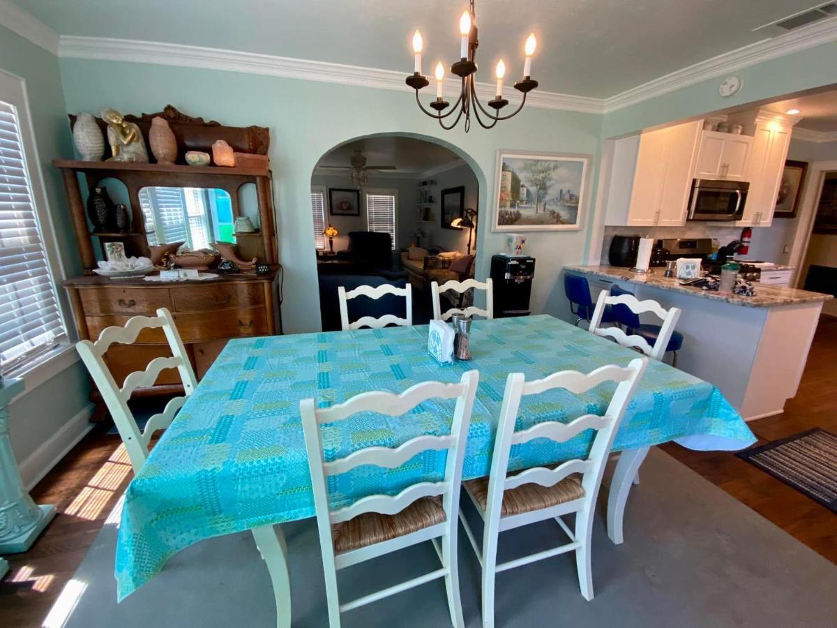 1 Mile To Fort Sill! The Carolebelle Cottage Sleeps 8 With Hottub,Grills,Firepit Lawton Exterior photo